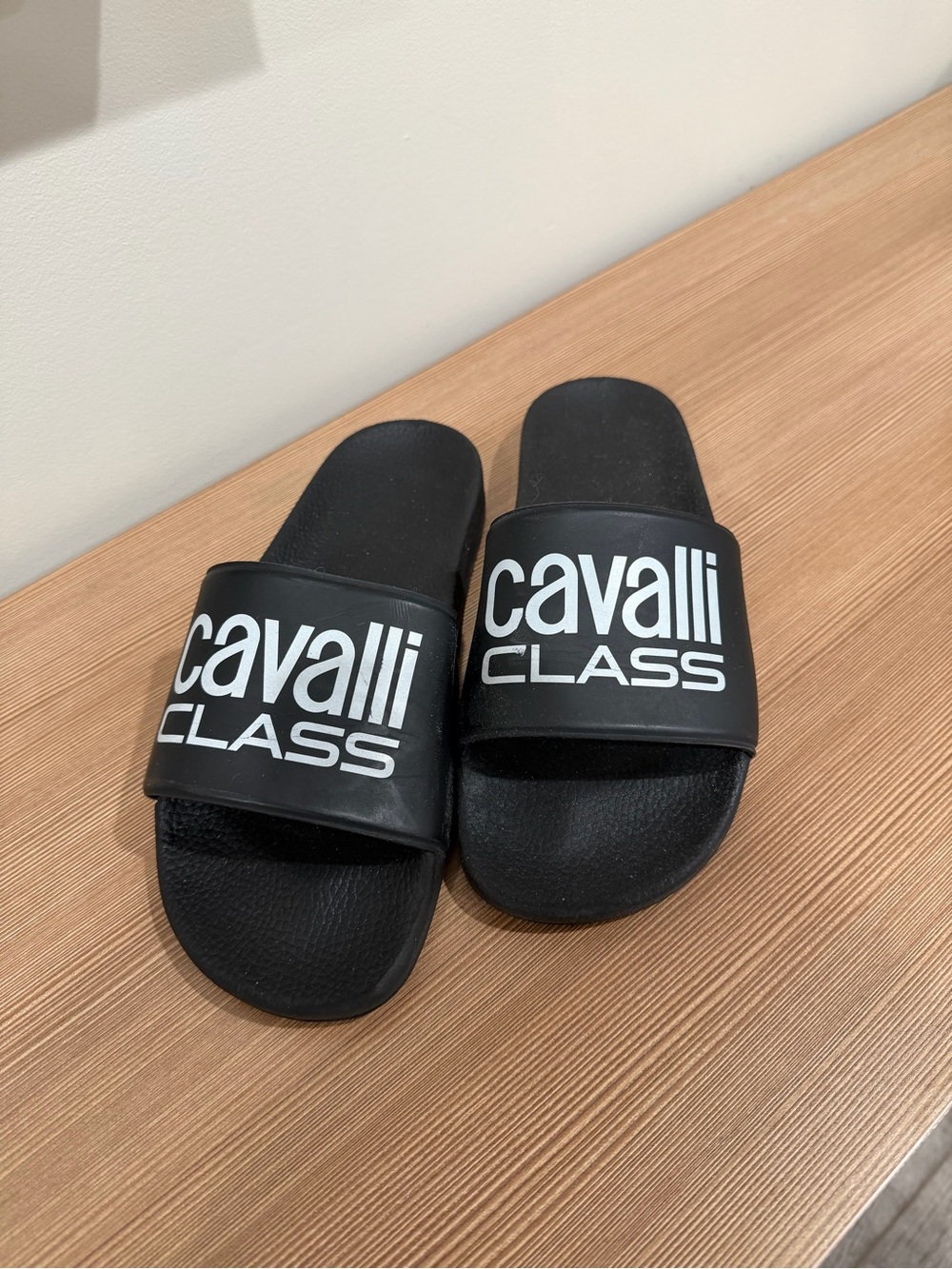 Cavalli Class Roberto Cavalli Women's Gomma Nero Slides Sandals Sz 39